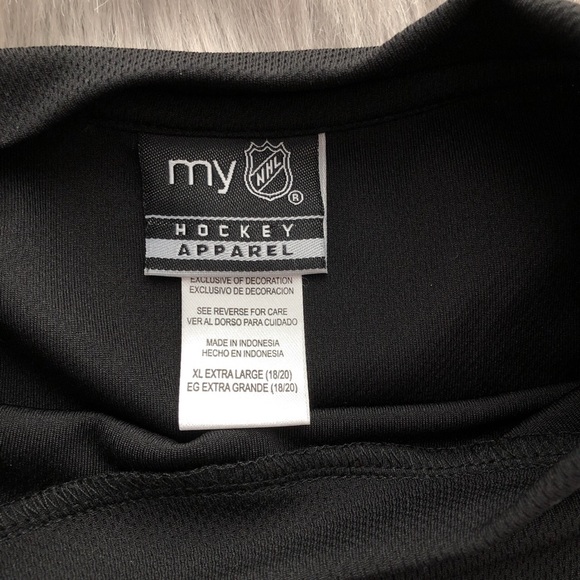 2/$30 ALL ITEMS WILL BE GONE BEFORE HOLIDAY AND NEGOTIABLE/BUY NOW! NHL Penguins - Picture 3 of 3